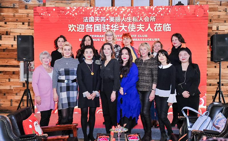 十国驻华大使夫人的爱用物分享？这个法国品牌很吸睛