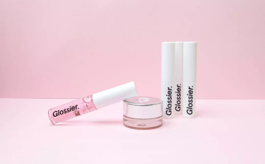 又一DTC独角兽，Glossier获红杉资本领投D轮1亿美元投资