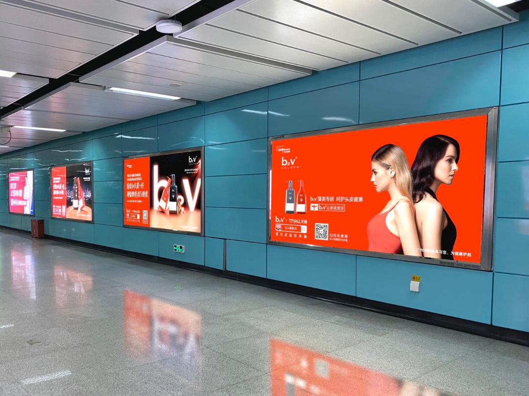 藻类专研洗护品牌b2v又一顿猛操作 让前浪后浪都扎心了