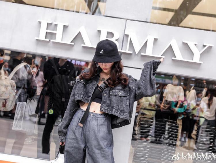 HARMAY话梅在成都造了一个让人疯狂的灰色仓库