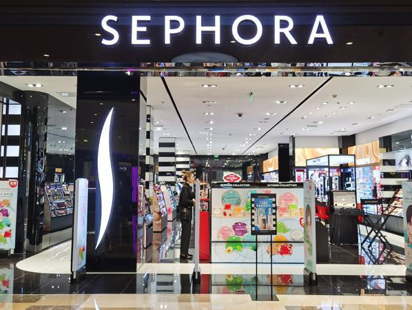 不止屈臣氏，丝芙兰也被年轻人抛弃