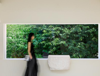 美妆品牌在线下，还有哪些发挥空间？