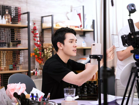 化妆品安评延缓6个月/虚假宣传成直播最大问题丨一周鲜事