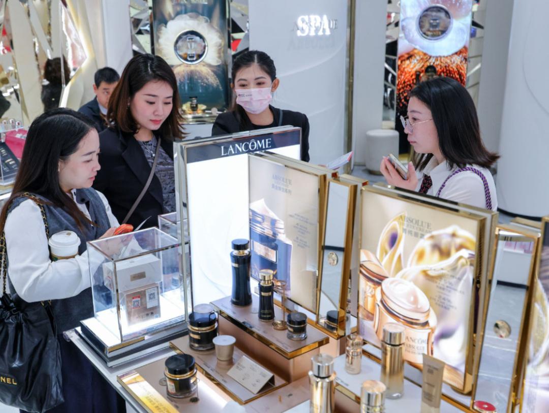 美妆品牌“马”上争锋 文化深植、科技对决引领理性繁荣